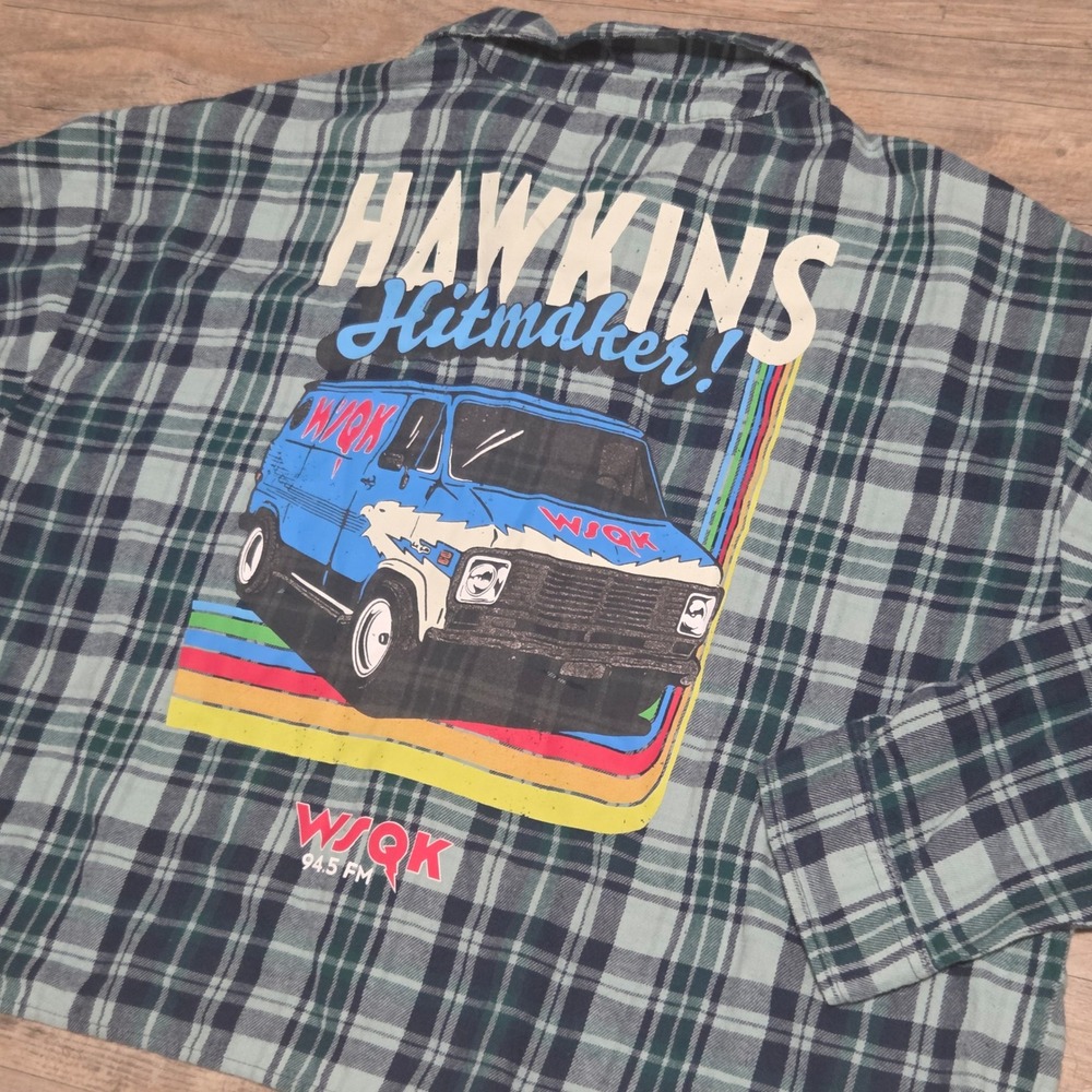 Stranger Things x No Boundaries Plaid Flannel Cropped Hawkins Hitmaker XL 16-18